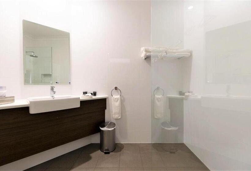 スーペリアールーム, Young Federation Motor Inn And Services Club