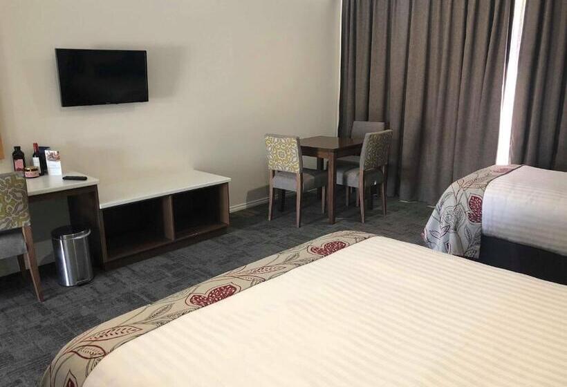 Номер Superior, Young Federation Motor Inn And Services Club