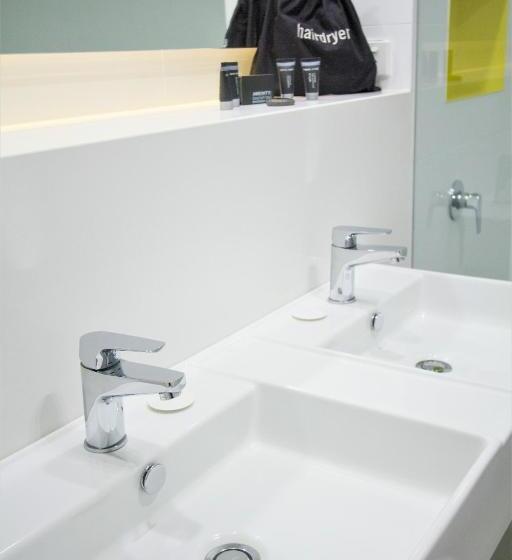 キングサイズベッドのスーペリアルーム, Young Federation Motor Inn And Services Club