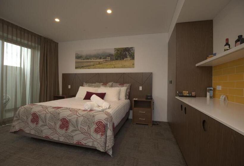 キングサイズベッドのスーペリアルーム, Young Federation Motor Inn And Services Club