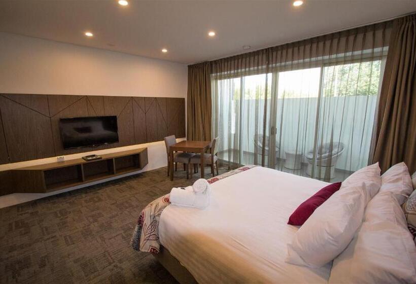 キングサイズベッドのスーペリアルーム, Young Federation Motor Inn And Services Club