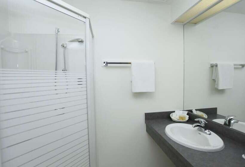 اتاق استاندارد, Airport Hotel Mara