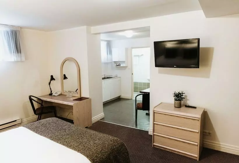 اتاق اکونومی, Airport Hotel Mara