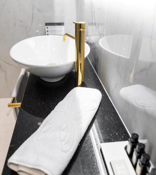 سوییت, Elegans Hotel Brdo