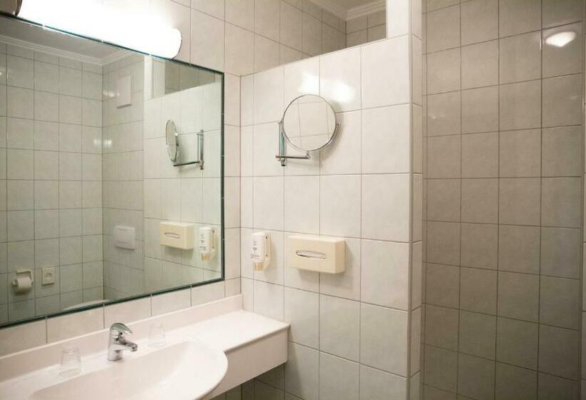 جناح, Birkenhof Gols   B & B   Wohlfühl Hotel Mit Wochenend Restaurant