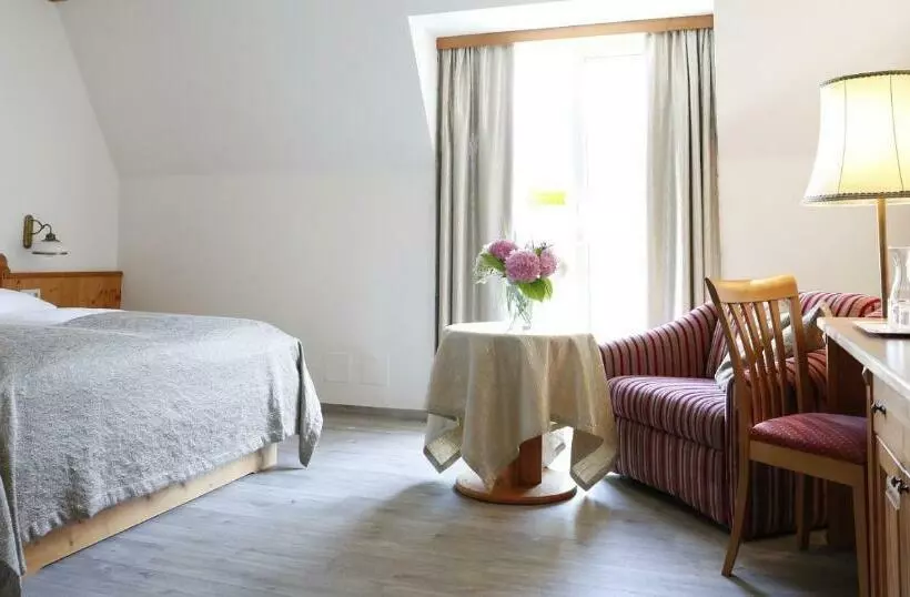 バルコニー付きスタンダードルーム, Birkenhof Gols   B & B   Wohlfühl Hotel Mit Wochenend Restaurant