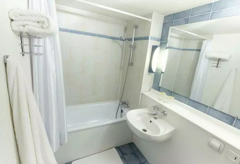 Standard Room, Campanile Hotel & Restaurant Gent