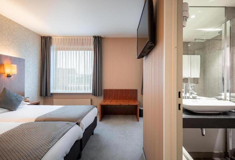 컴포트 룸, Chamade