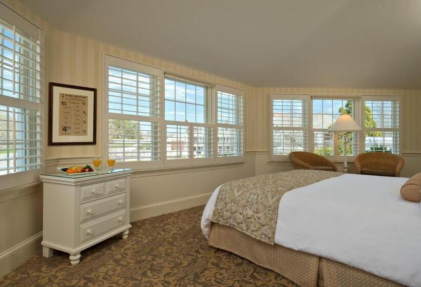 小型套房, Chatham Wayside Inn