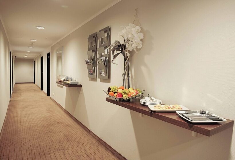 Номер Executive, Courtyard By Marriott Dresden