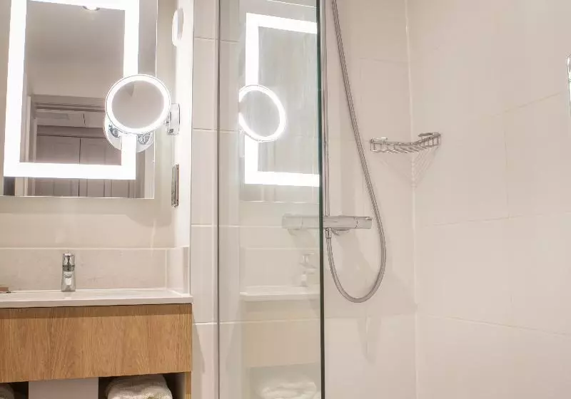 سوئیت با تخت بزرگ, Doubletree By Hilton Southampton