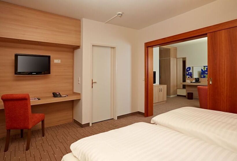 Семейный Номер, H+ Hotel Wiesbaden Niedernhausen