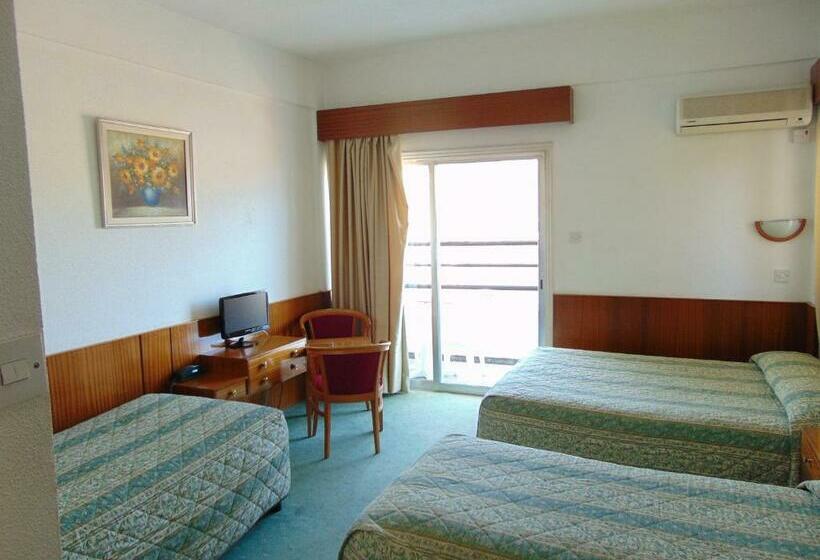 ファミリールーム, Hellas