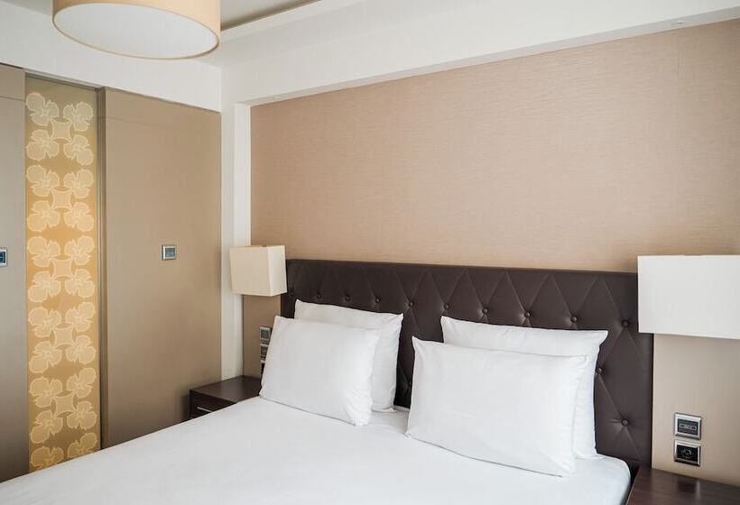 اتاق سوپریور, Homaris West Side