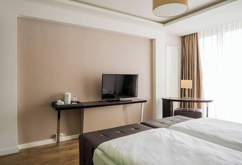 اتاق لوکس, Homaris West Side