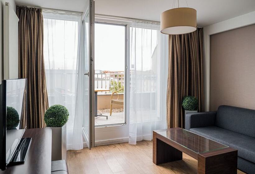 سوییت, Homaris West Side