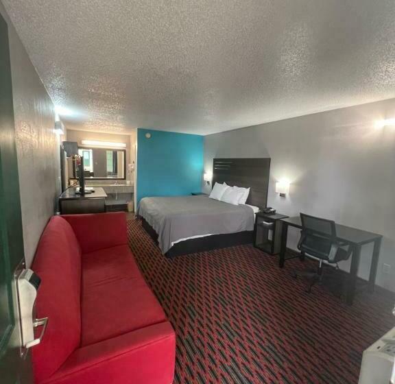 Standard Room King Size Bed, Key West Inn  Tuscumbia