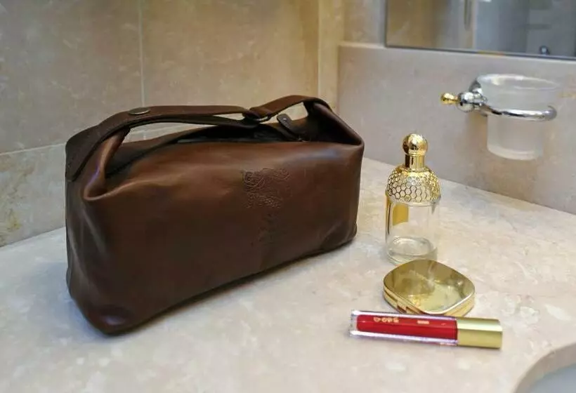 اتاق استاندارد, Leon D'oro