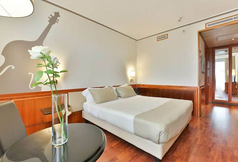 اتاق استاندارد, Leon D'oro