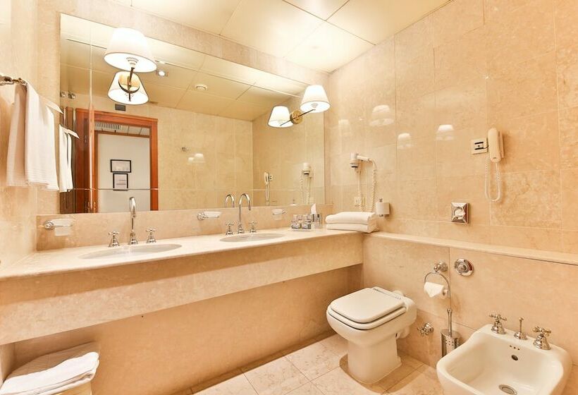 سوییت, Leon D'oro