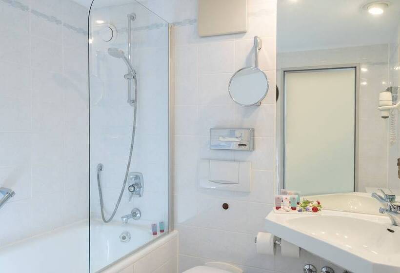 컴포트 룸, Leonardo Royal Hotel Baden  Baden