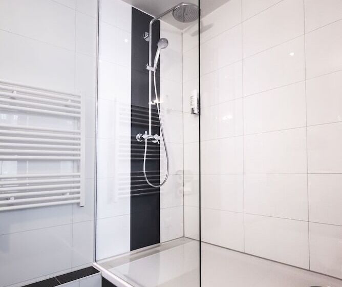 استودیوی استاندارد, Mirabell By Maier Privathotels