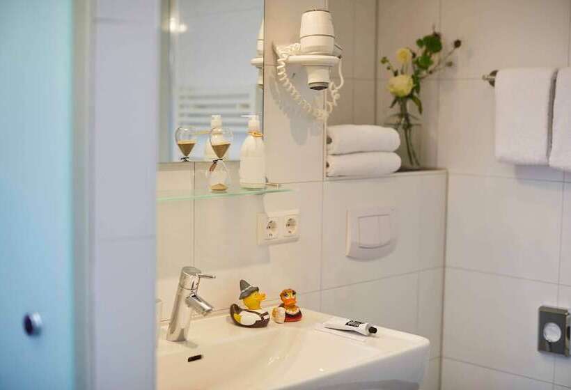 استودیوی استاندارد, Mirabell By Maier Privathotels