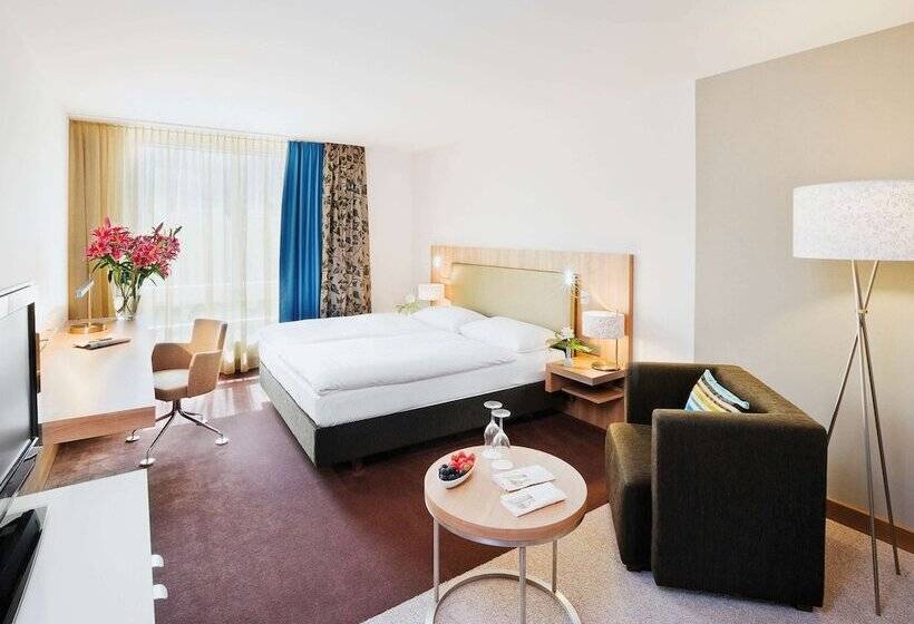 Номер Superior, Mövenpick Hotel Zürich Regensdorf
