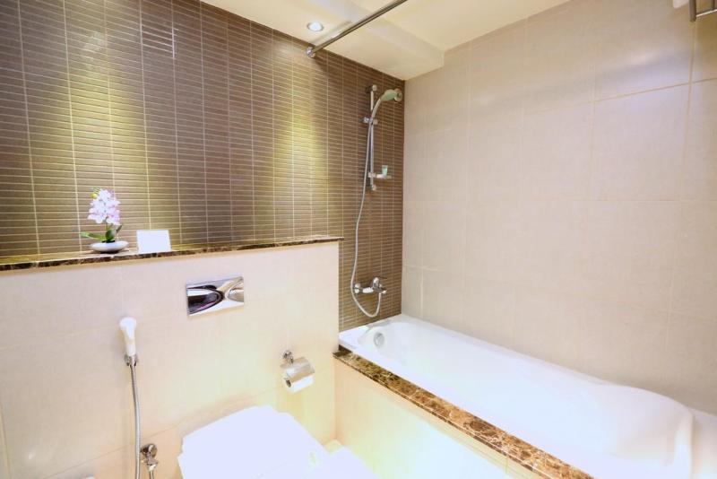 ジュニアスイート, Nehal