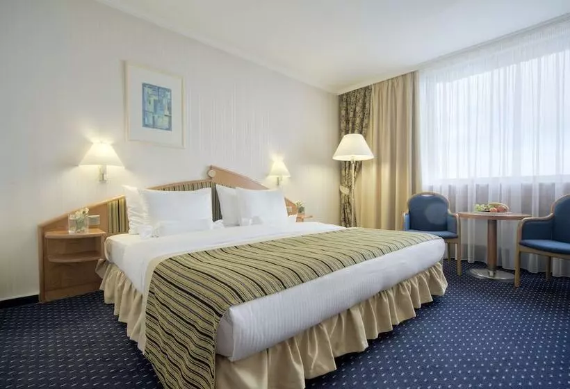 キングサイズベッドのデラックスルーム, Panorama Hotel Prague