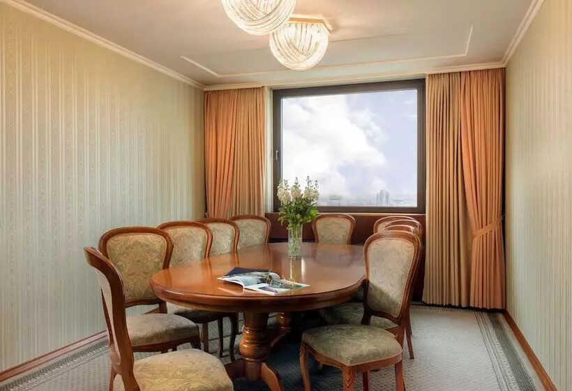 スイート, Panorama Hotel Prague