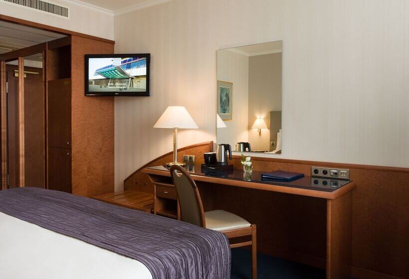 اتاق اجرایی با تخت بزرگ, Panorama Hotel Prague