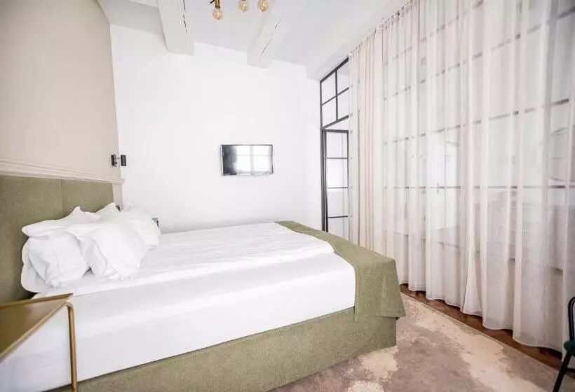 سوئیت راحتی, Konventa Sēta Hotel Keystone Collection