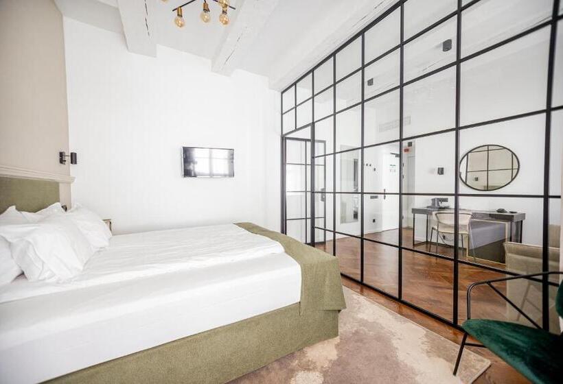 سوئیت راحتی, Konventa Sēta Hotel Keystone Collection