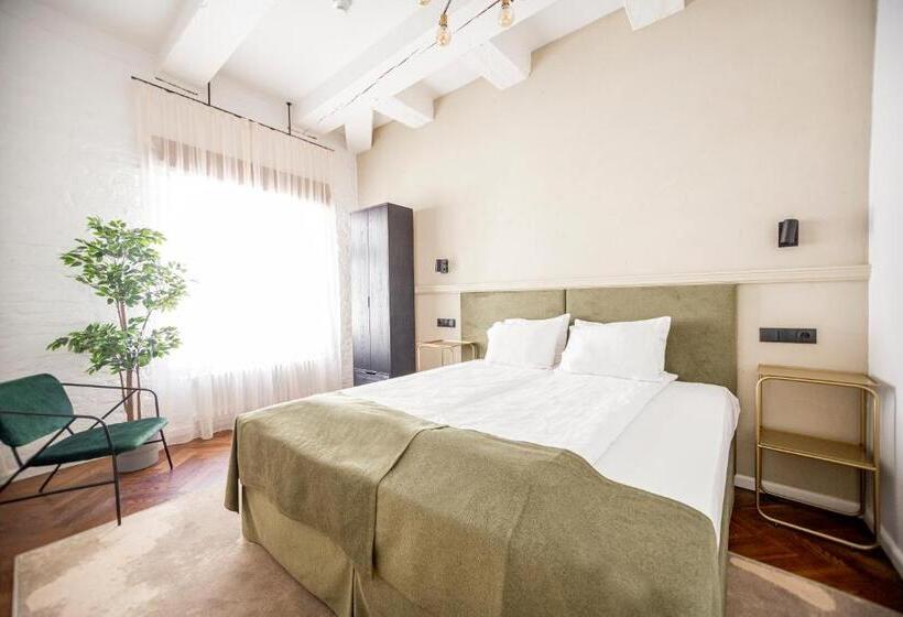 سوئیت راحتی, Konventa Sēta Hotel Keystone Collection