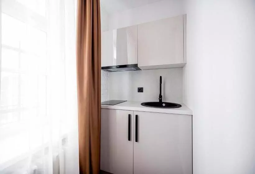 استودیوی استاندارد, Konventa Sēta Hotel Keystone Collection