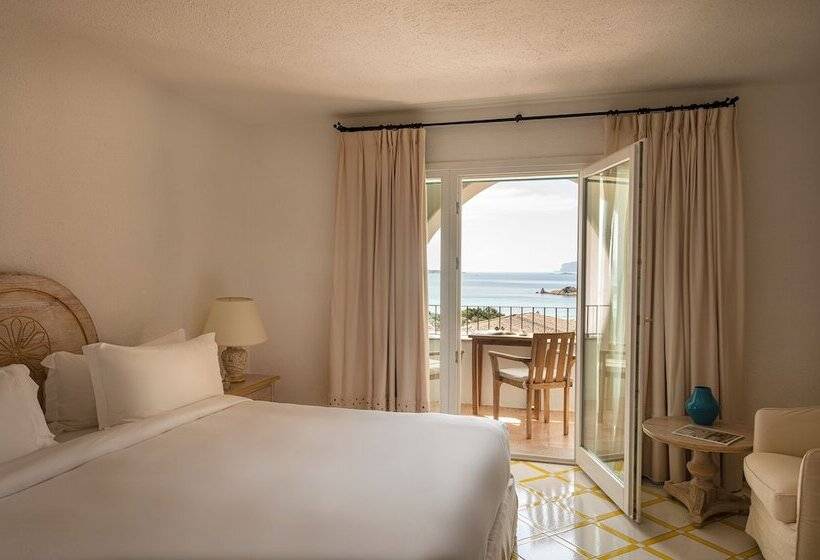 חדר דלוקס נוף לים, Romazzino, A Belmond Hotel, Costa Smeralda
