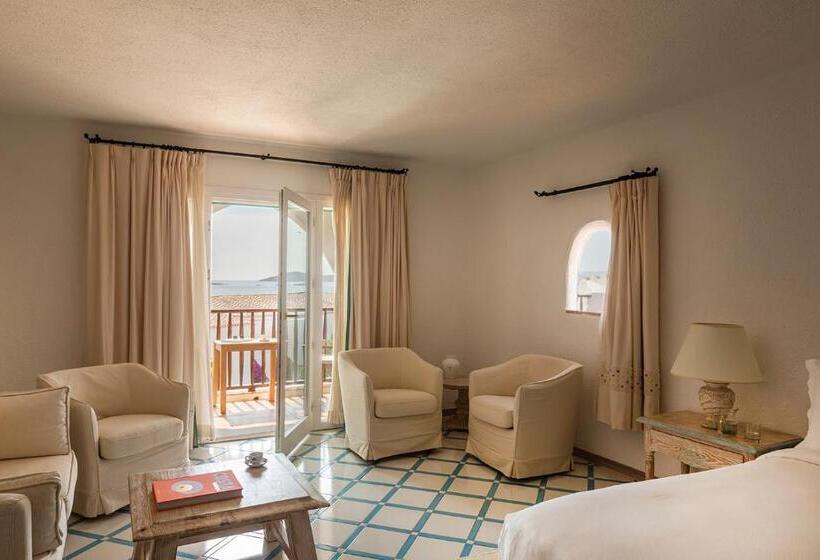 اتاق پرمیوم با چشم‌انداز دریا, Romazzino, A Belmond Hotel, Costa Smeralda