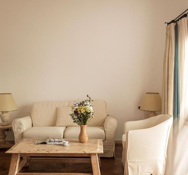 סוויטה נוף לים, Romazzino, A Belmond Hotel, Costa Smeralda