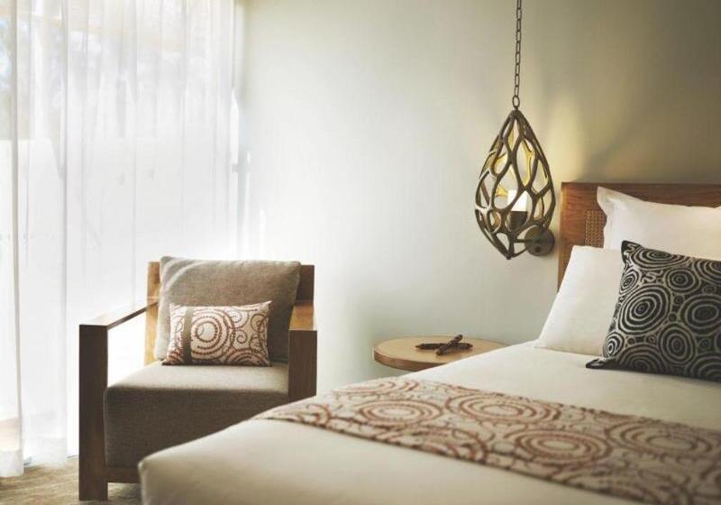 スーペリアールーム, Sails In The Desert