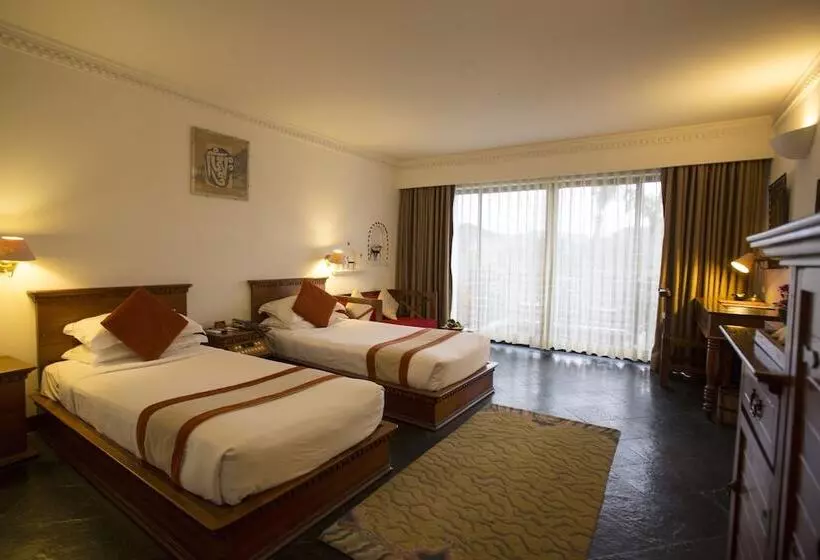デラックスルーム, Shangri La Village Resort