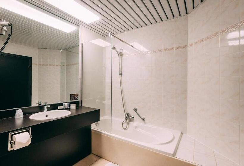 Номер Стандарт, Ter Elst