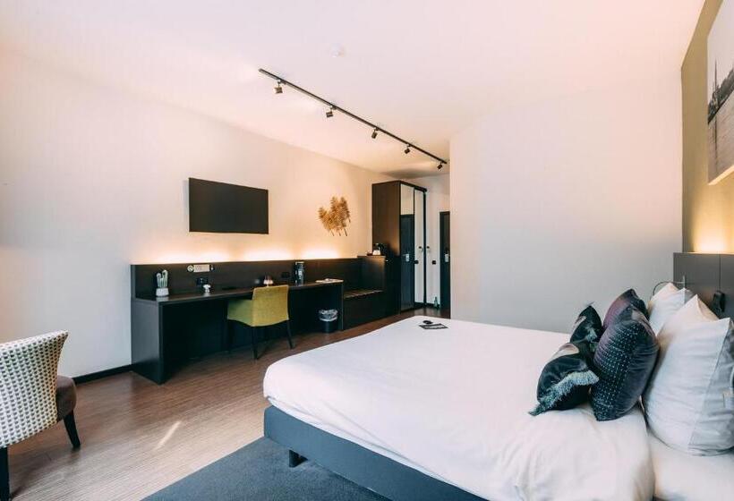 Номер Стандарт, Ter Elst