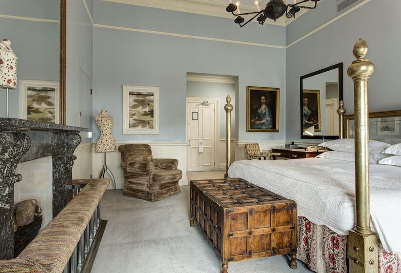 Полулюкс, The Pelham London Starhotels Collezione