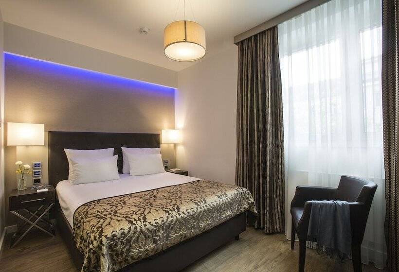 اتاق سوپریور, Homaris West Side