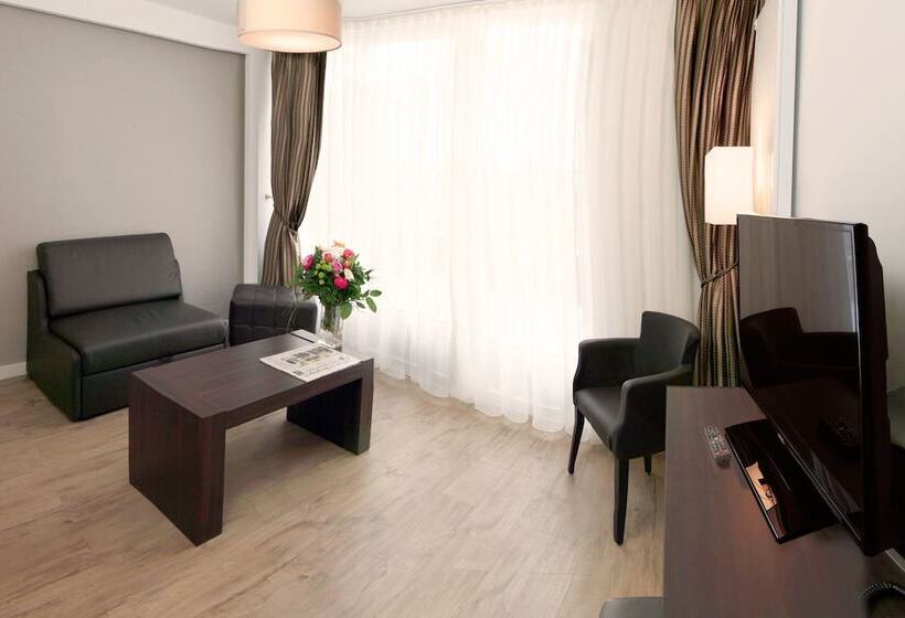 سوییت, Homaris West Side