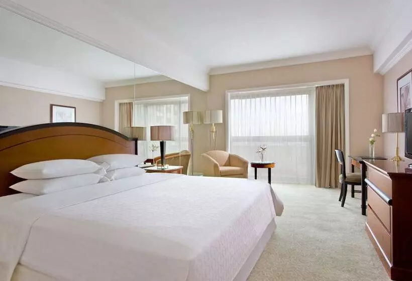 اتاق لوکس, Sheraton Surabaya Hotel & Towers