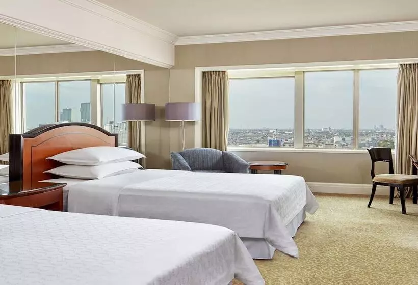 اتاق لوکس, Sheraton Surabaya Hotel & Towers