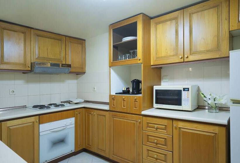 带2个卧室的公寓, Sheraton Surabaya Hotel & Towers