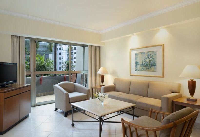 Апартаменты 3 Спальни, Sheraton Surabaya Hotel & Towers